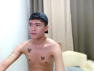 Holy_Fucker21 Chaturbate stream image from July 28, 2025