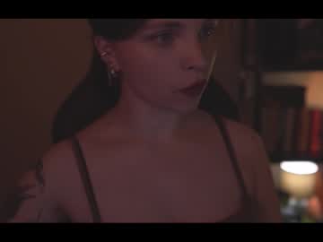Running_With_The_Wolves Chaturbate stream image from July 28, 2025