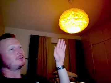 Dleker Chaturbate stream image from July 28, 2025