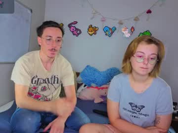Mamiclouds Chaturbate stream image from July 28, 2025