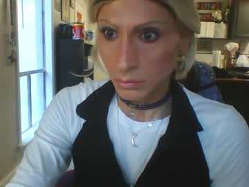 Camilicat Chaturbate stream image from July 29, 2025