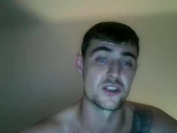Alexhugonolan Chaturbate stream image from July 29, 2025