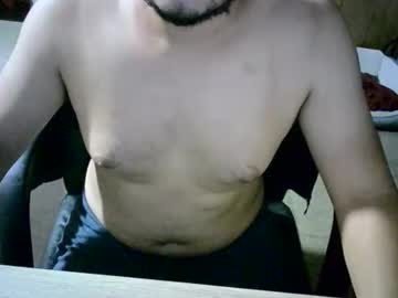 Boguis69 Chaturbate stream image from July 29, 2025