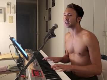 Barebritpianist Chaturbate stream image from July 29, 2025