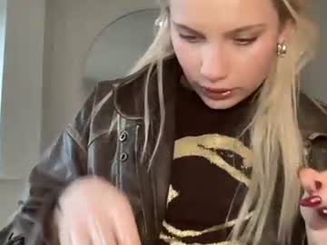 Daisydazey Chaturbate stream image from July 29, 2025