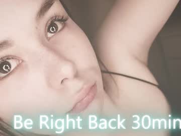 Alli_Zi Chaturbate stream image from July 29, 2025
