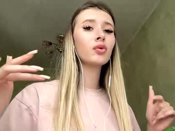 Vogue_Angel Chaturbate stream image from July 29, 2025