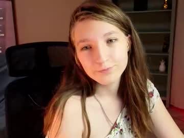 Marthalune Chaturbate stream image from July 29, 2025