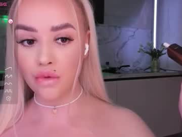 Blond_Diamond Chaturbate stream image from July 29, 2025