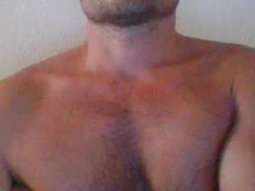 Newtyguy90 Chaturbate stream image from July 29, 2025