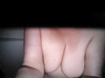 Curvymomy69 Chaturbate stream image from July 29, 2025