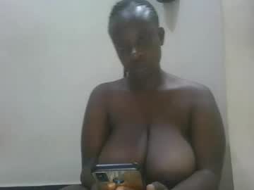 Sweetyass25 Chaturbate stream image from July 29, 2025