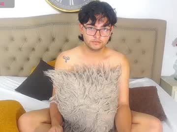 Kris_Graves Chaturbate stream image from July 29, 2025