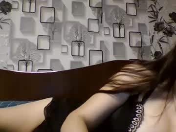 Esther3 Chaturbate stream image from July 29, 2025