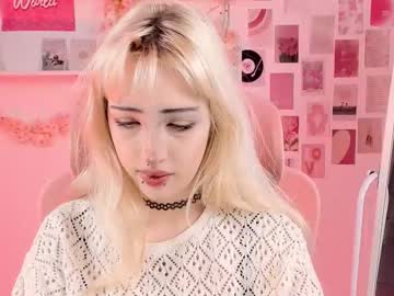 Milkmorii Chaturbate stream image from July 29, 2025