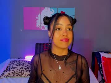 Alahiahall Chaturbate stream image from July 29, 2025