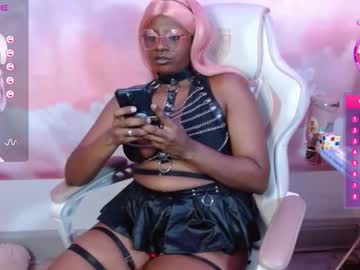 Pixiebob25 Chaturbate stream image from July 29, 2025