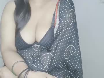 Sophiasexybb Chaturbate stream image from July 29, 2025