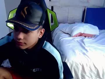 Eskayler_ Chaturbate stream image from July 29, 2025