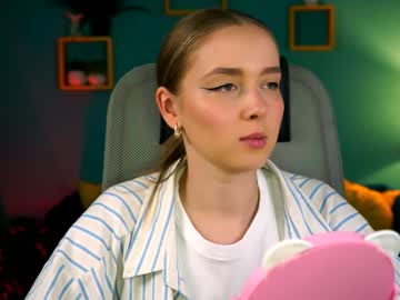 Jennifergraces Chaturbate stream image from July 29, 2025