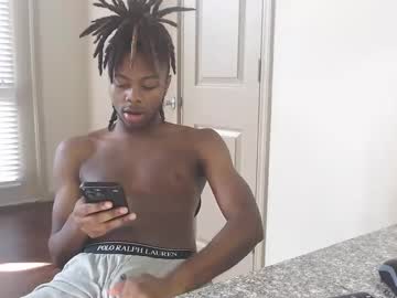Leomalonee Chaturbate stream image from July 29, 2025