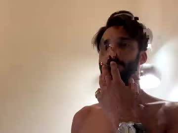 Lovefrenchlove Chaturbate stream image from July 30, 2025