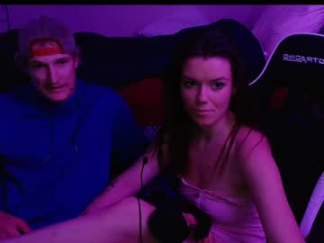 Alinaandluke Chaturbate stream image from July 30, 2025