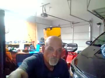 Justredneck Chaturbate stream image from July 30, 2025