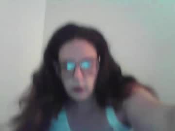 Sexylillovebug Chaturbate stream image from July 30, 2025