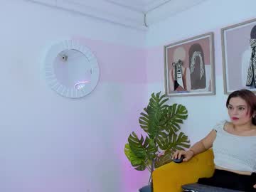 Bella_Swan7 Chaturbate stream image from July 30, 2025