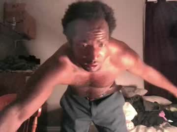 Clouvo Chaturbate stream image from July 30, 2025