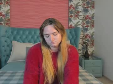 Melaniass Chaturbate stream image from July 30, 2025