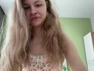 Nirene Chaturbate stream image from July 30, 2025