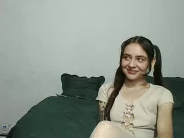 Passion_Fruit01 Chaturbate stream image from July 30, 2025