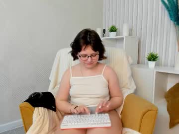 Nina_Lunaa Chaturbate stream image from July 30, 2025