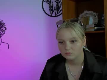 Daisy_Cool Chaturbate stream image from July 30, 2025