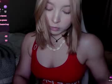 Vanillalivitski Chaturbate stream image from July 30, 2025