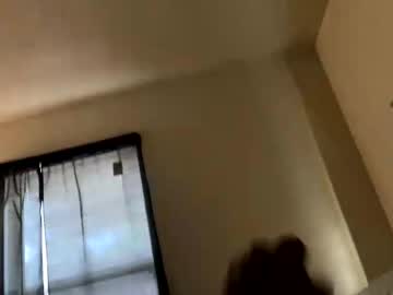Moneyoverhoes3 Chaturbate stream image from July 30, 2025