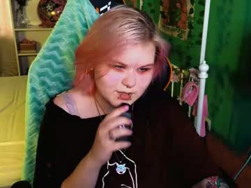 Fillisfox Chaturbate stream image from July 30, 2025