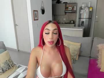Julessy_Bonny Chaturbate stream image from July 30, 2025