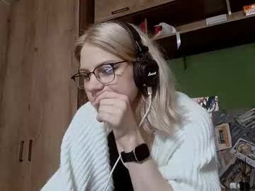 Chelseamaracle Chaturbate stream image from July 30, 2025