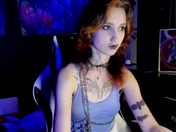 Carmilamoon Chaturbate stream image from July 30, 2025