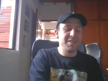 Simonm7070 Chaturbate stream image from July 30, 2025