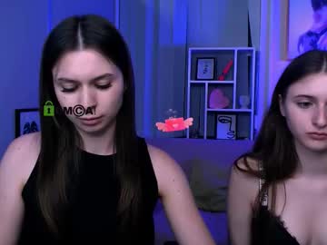 Helly_Kiss Chaturbate stream image from July 30, 2025