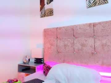 Skye_Moore Chaturbate stream image from July 30, 2025