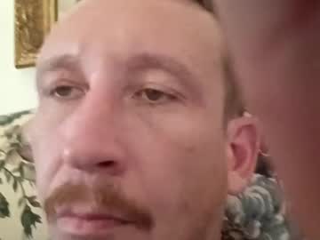 Vicrobertson595 Chaturbate stream image from July 30, 2025