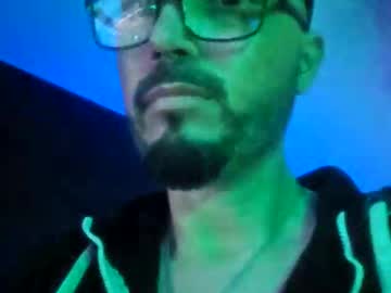 Frankievw9 Chaturbate stream image from July 30, 2025