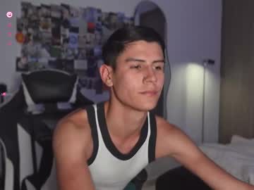 Hey_Cesard Chaturbate stream image from July 30, 2025