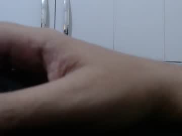 Wellingtont Chaturbate stream image from July 31, 2025