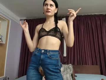 Isabellice Chaturbate stream image from July 31, 2025